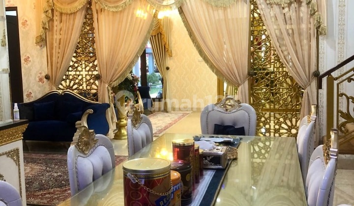 Bu Rumah Bagus Furnished SHM Rapi Model Timur Tengah