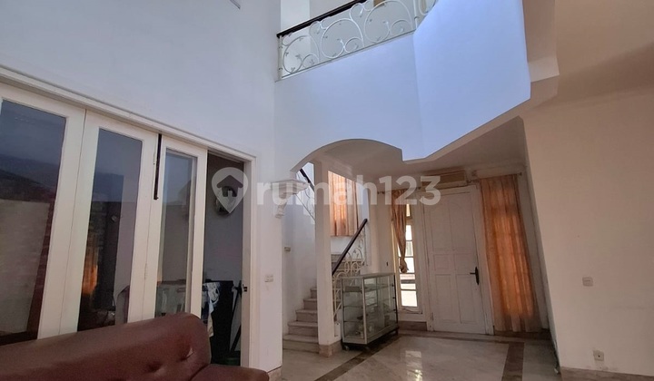 Rumah Bagus Unfurnished Lokasi Hook LT 297 M2 Legenda Wisata 2