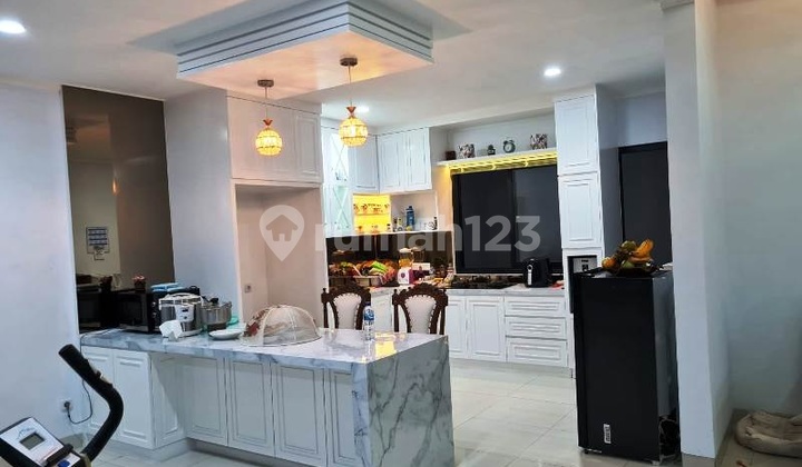 Rumah Bagus Unfurnished Depan Fasum Lokasi Hook Dekat Masjid 2