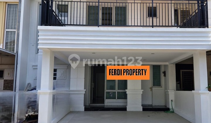 Rumah Bagus Unfurnished SHM 2 Lantai Fasilitas Terlengkap Cibubur 2