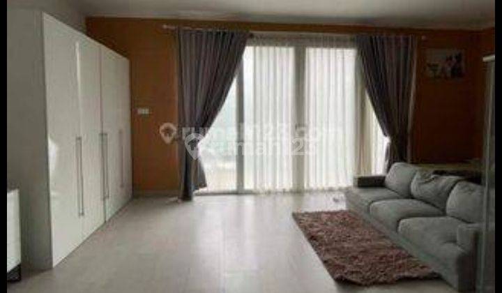 Rumah 2 Lantai Sudah Renovasi Unfurnished SHM Dekat Stamford 1