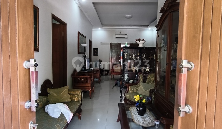 Rumah Bagus Unfurnished SHM Depan Fasum Dekat Mushola Bebasbanjir Rumah Bagus Unfurnished SHM Depan Fasum Dekat Mushola Bebasbanjir