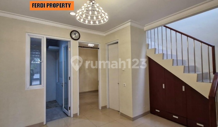 Rumah, 2 Lantai, Bebas Banjir Lokasi Favorite Harga 999Juta