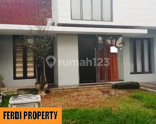 Bisa KPR, Rumah, 1 Lantai Depan Taman Nyaman Lokasi Strategis