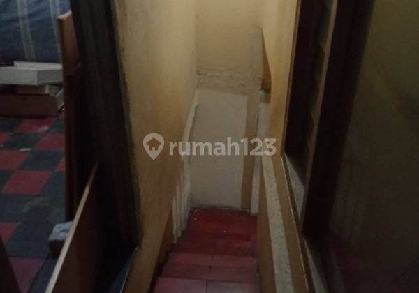 Rumah 2 Lantai Gandeng Hook SHM Unfurnished Jatinegara Jakarta 2