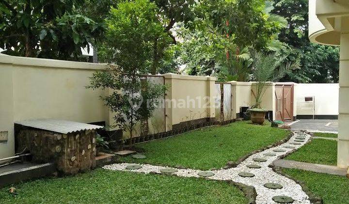 BU Rumah Unfurnished SHM Tanah Luas 468 m2 lokasi bagus strategis 1