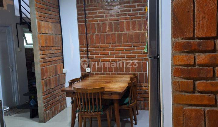 Rumah 2 Lantai Hook Bagus SHM Bangunan Konsep Tropical Minimalis 2