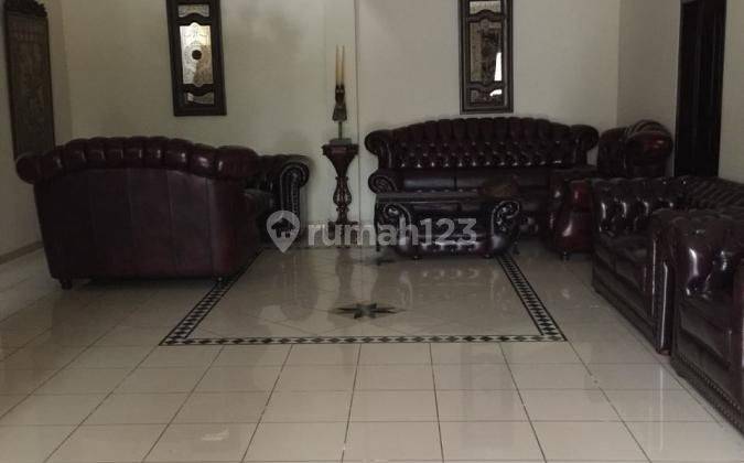 Rumah 2 Lantai Bagus Unfurnished SHM Lokasi Hook Lt 249 M2 2