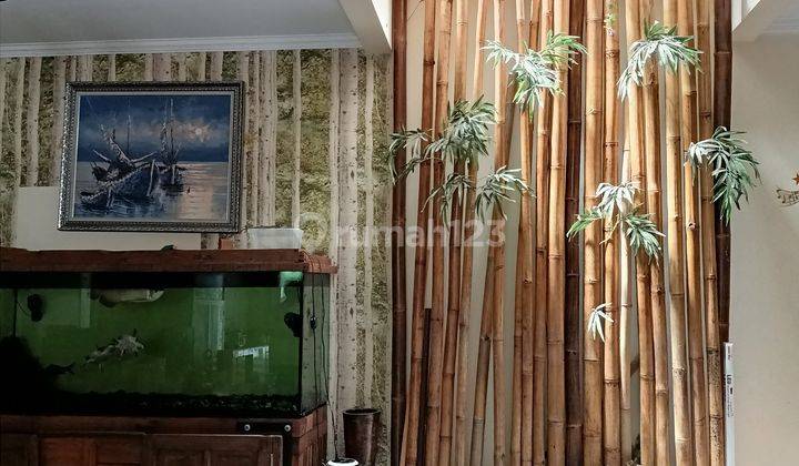 Bu Rumah 2 Lantai SHM Sudah Renovad 4 Kamar Tidur Bebas Banjir  1