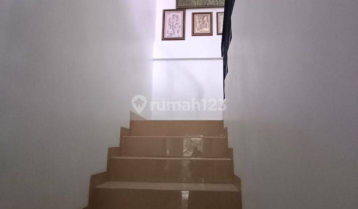 Rumah 2 Lantai Sudah Renovasi SHM 3+1kamar Tidur Dekat Familypark 2