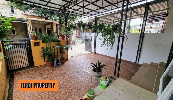 Rumah Unfurnished SHM Luas Tanah 204 m2 hook Bukit Golf Cibubur 1