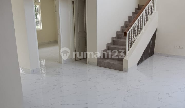 Rumah 2 Lantai Bagus Unfurnished SHM Perumahan Mandiri Strategis 2