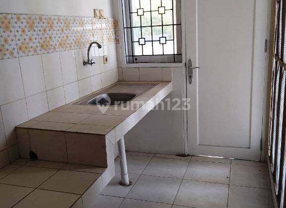 Bu Rumah 2 Lantai Bagus Unfurnished Strategis Lingkungan Nyaman  2