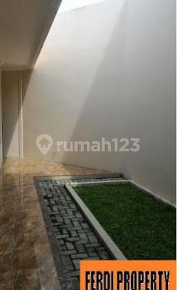 Rumah Kontrakan Unfurnished 4+1 kamar tidur fasilitas lengkap  2