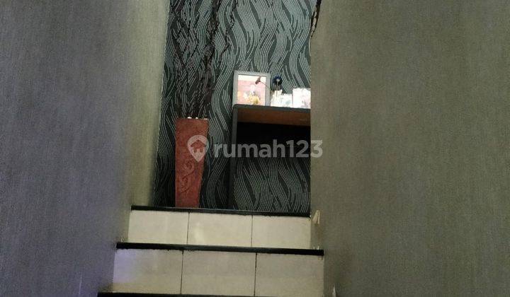 Rumah 2 Lantai Bagus SHM 3 Kamar Tidur Akses 5 Pintu Toll  2