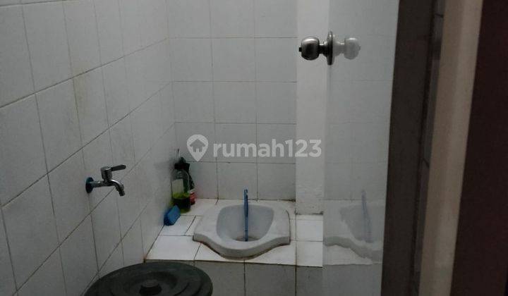 Bu Rumah 2 Lantai Sudah Renovasi Unfurnished SHM 3 Kamar Tidur  2