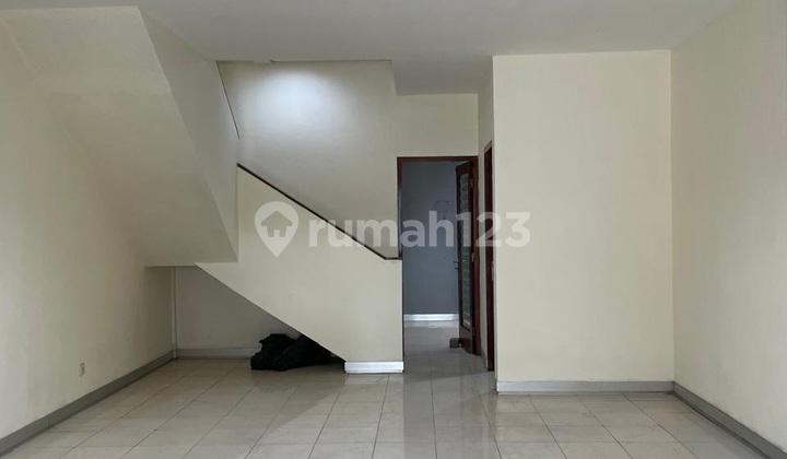 Shop House, 2 Floors, HGB (Building Use Rights), Near Shopping Center, Facing Main Road 2