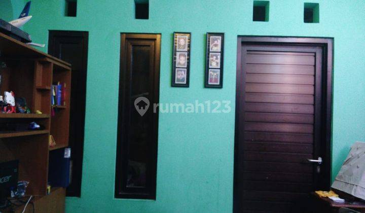 Rumah 2 Lantai Bagus Unfurnished SHM di Jalan Kawaluyaan, Bandung 2