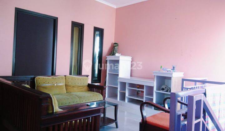 Rumah 2 Lantai Bagus Unfurnished SHM di Jalan Kawaluyaan, Bandung 2