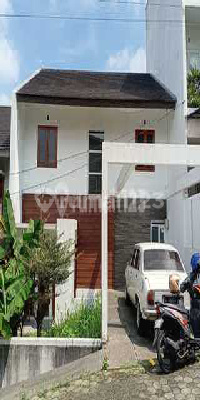 Dijual Rumah Bagus 2lantai Dago Bandung 2