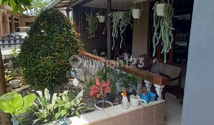Dijual Rumah Siap Huni Komplek Margahayu Raya Jl.taman Saturnus Bandung