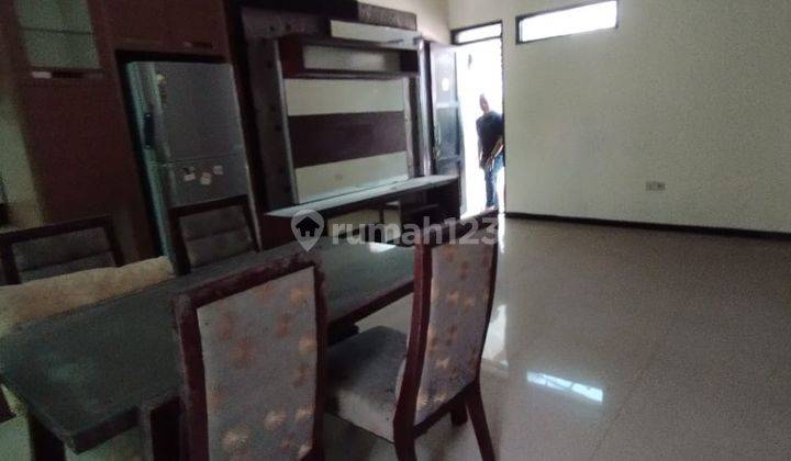 Rumah 2 Lantai Furnished SHM di Bojong Koneng Makmur, Bandung 2