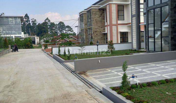 Rumah Baru SHM di Jalan Manoko Dekat Alun-alun Lembang, Bandung 4