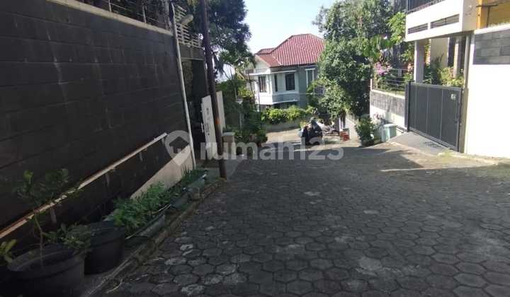 Dijual rumah 2Lantai cigadung Bandung 2