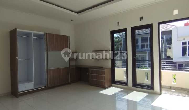 Dijual rumah 2Lantai cigadung Bandung Dijual rumah 2Lantai cigadung Bandung