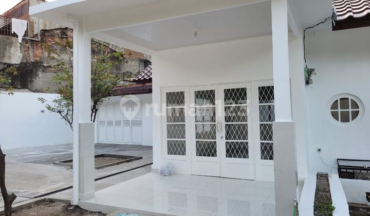 Disewakan Rumah Bagus di Kebayoran Baru (Pd014004) 2