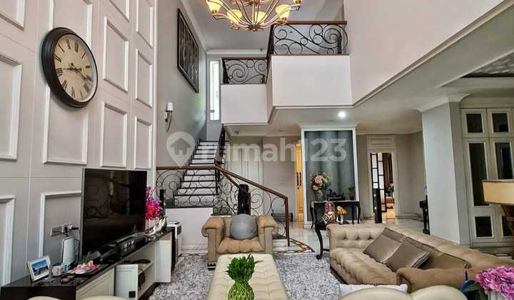 Rumah Di Mega Kuningan Jakarta Selatan 
