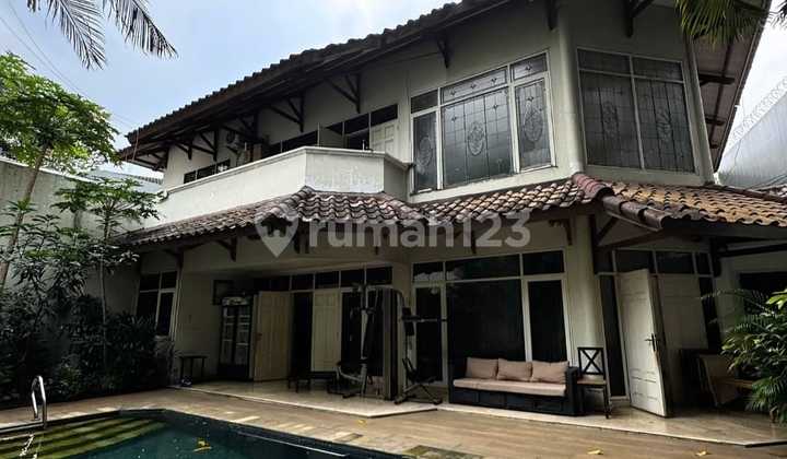 Rumah Di Selong Kebayoran Baru Jakarta Selatan 