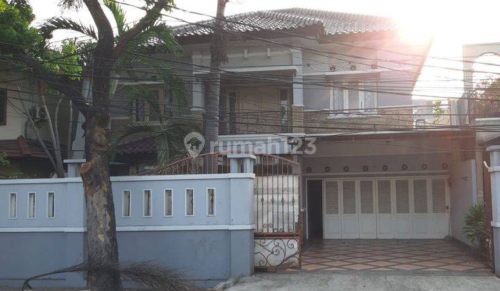 Rumah Mewah di Jalan Lontar Tanjung Duren 1