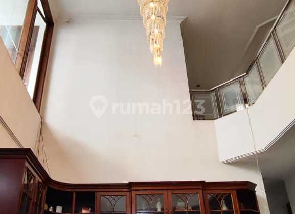 Rumah Di Taman Meruya Ilir Luas Tanah 449 M2