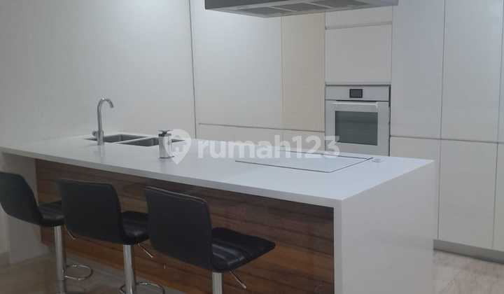 Pakubuwono House 3 Kamar Tidur Fully Furnished Siap Huni 