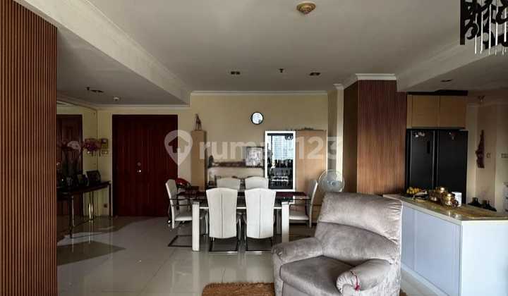 Pavilion Apartemen 3 Br 