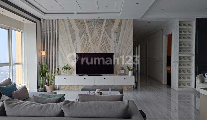 Gandaria Heights Pent House  2