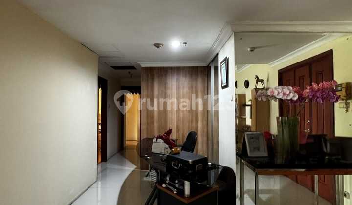 Pavilion Apartemen 3 Br  2