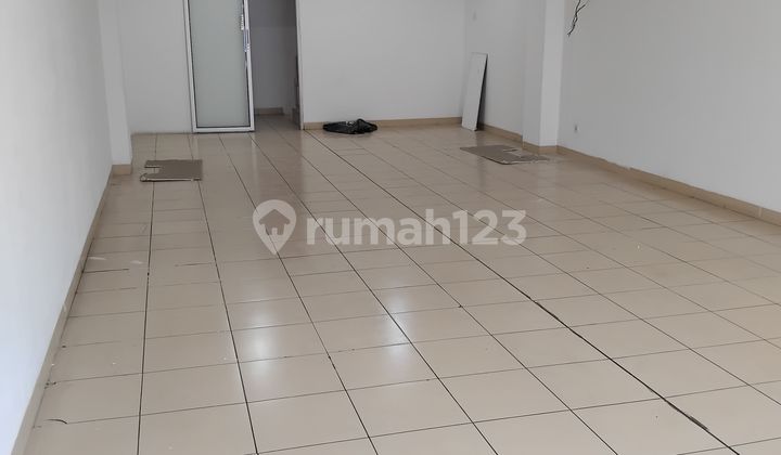 Ruko 4 Lantai Area Perkantoran  Di Kebon Jeruk 