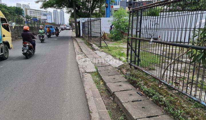 Tanah luas dan strategis di area kebon Jeruk Jakarta Barat  2