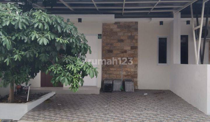 Rumah 1,5 Lantai Perum Graha Amerta Kedanyang Kebomas Gresik 1