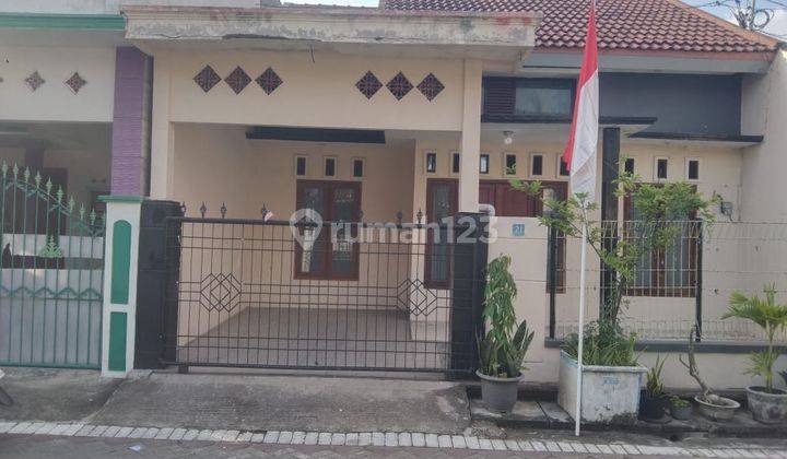 Rumah Luas di Graha Bunder Amerta Kembangan Kebomas Gresik 1