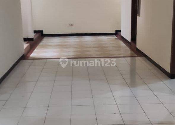 Rumah 1,5 Lantai Strategis Gkb Manyar Gresik 2