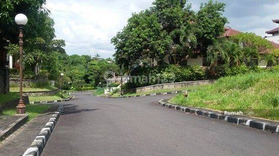 Land in Teras Ayung Gatot Subroto Timur, Denpasar 730 m² 1