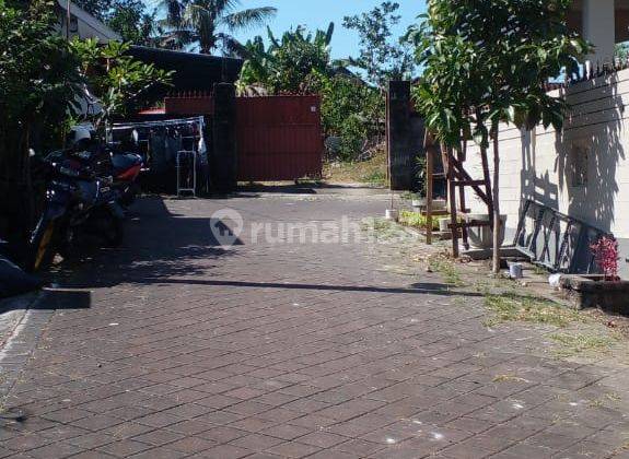 Rumah 2 Lantai Sudah Renovasi di Jl Raya Sading, Badung 1