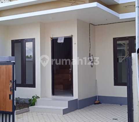 Rumah 2 Lantai Baru di Jl Karangsari Gatsu Barat, Denpasar 2