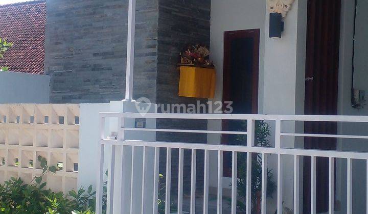 Rumah di Jl melati 2 Lantai Baru dekat polda 2