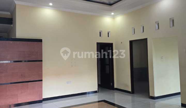Rumah di Kerobokan Kaja Luas Tanah 250M2 2