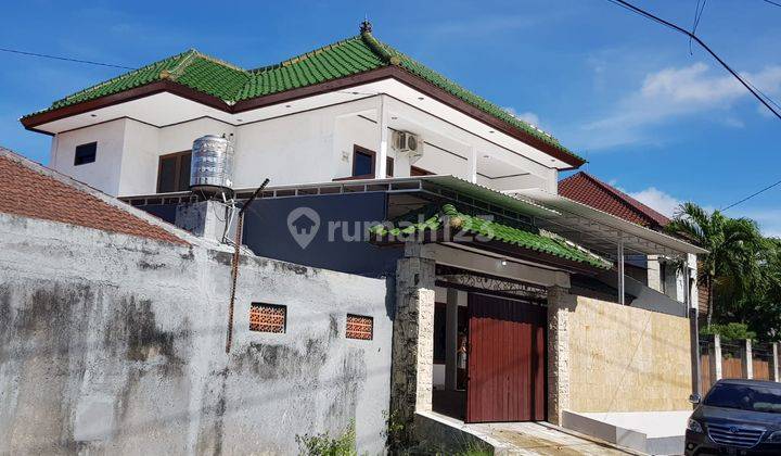 2-Storey Rental House Renovated Furnished SHM on Jl Cargo Denpasar, Denpasar 1