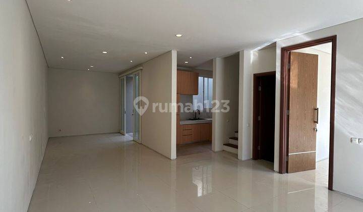 Rumah Sewa Citraland Denpasar Semi Furnished 2